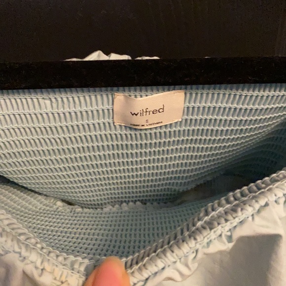 Baby blue crop top - Picture 2 of 2